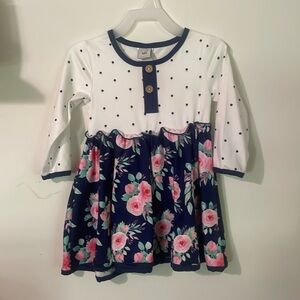 Girls dress